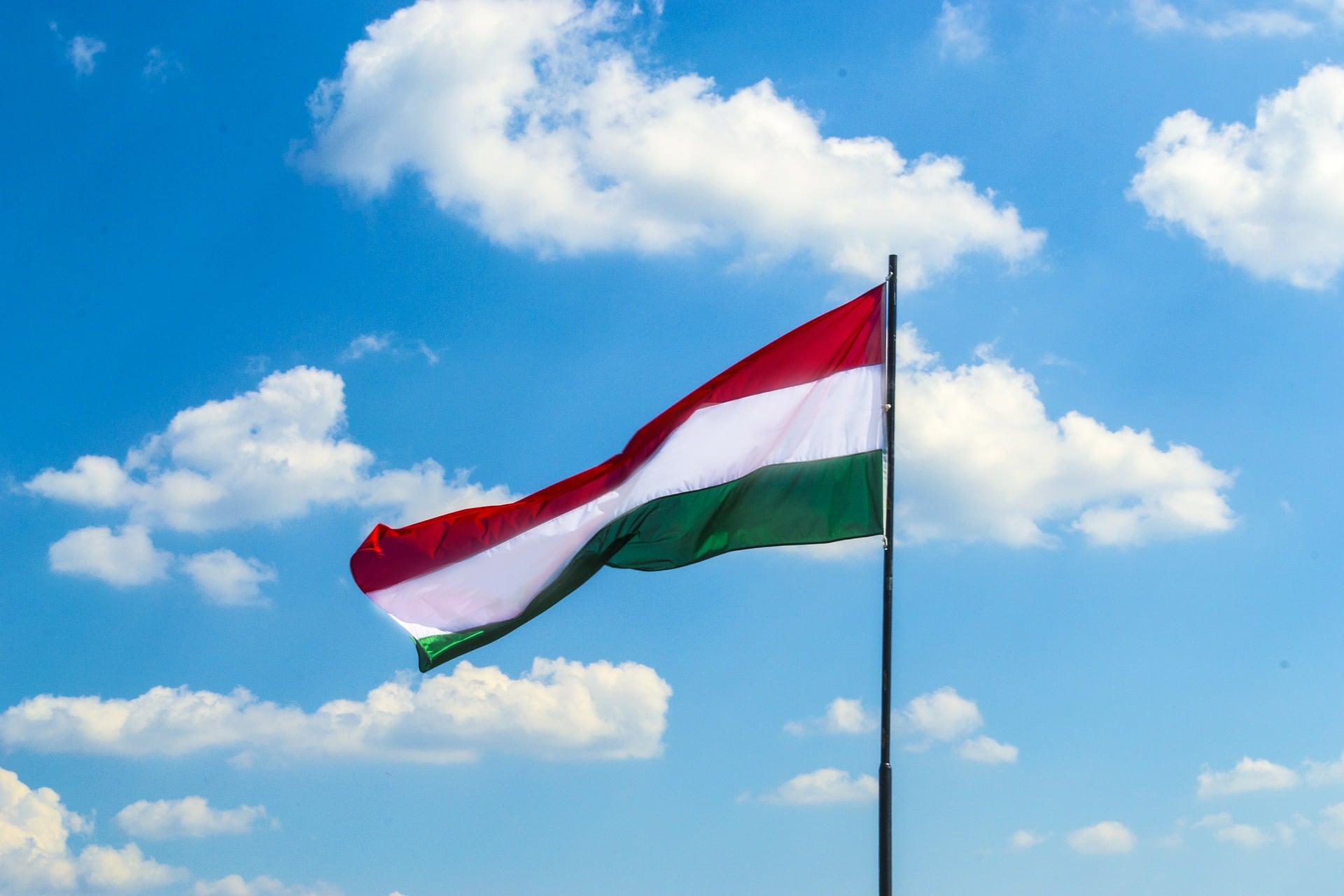 Ухвалено Угоду щодо взаємного визнання документів про освіту та наукові ступені між Україною та Угорщиною
