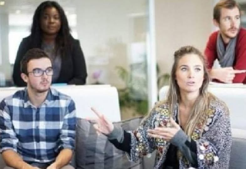 ПОВІДОМЛЕННЯ ЩОДО ЗАХИСТІВ ДИСЕРТАЦІЙ ДОКТОРІВ ТА КАНДИДАТІВ НАУК ПОВІДОМЛЕННЯ ЩОДО ЗАХИСТІВ ДИСЕРТАЦІЙ ДОКТОРІВ ТА КАНДИДАТІВ НАУК